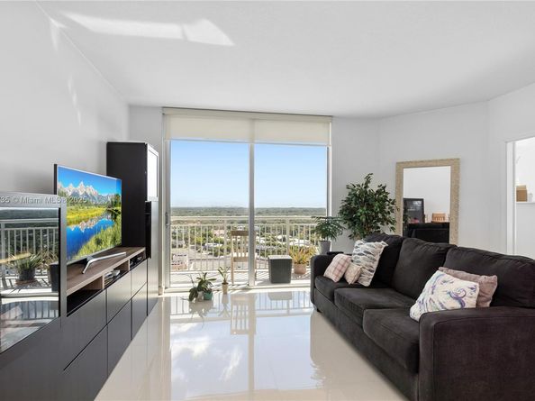 9055 SW 73rd Ct 1603, Miami FL 33156