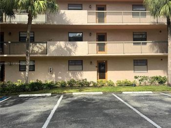 4960 E Sabal Palm Blvd