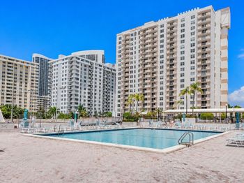 1865 S Ocean Dr
