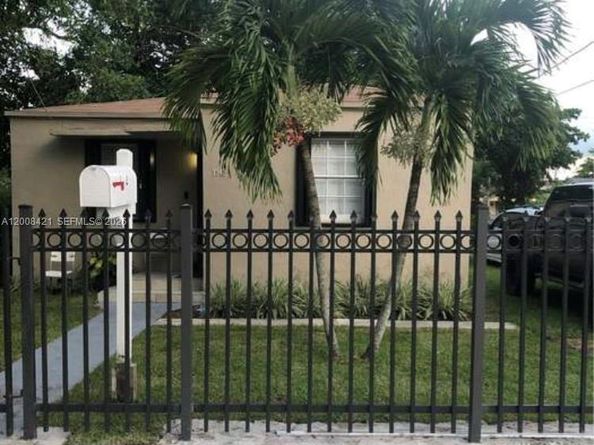 1342 NW 42nd St, Miami FL 33142