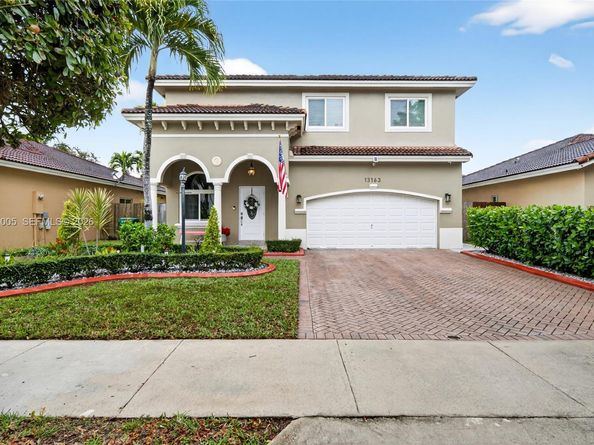 13163 SW 142 St, Miami FL 33186