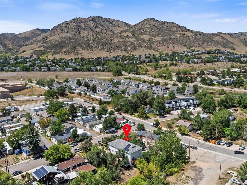 215 Arapahoe Street, Golden CO 80403