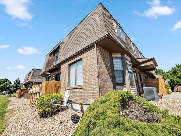 15574 E Wyoming Drive D, Aurora CO 80017
