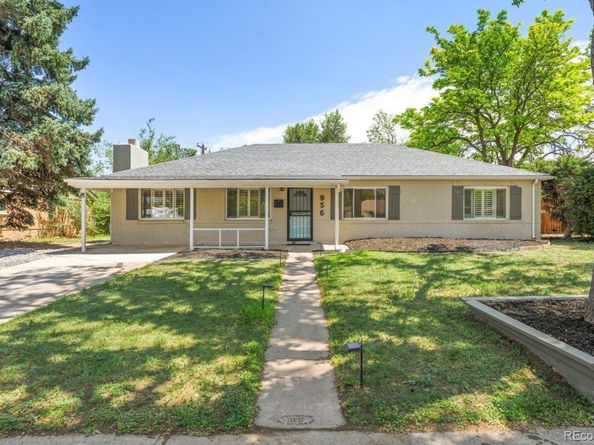 956 Racine Street, Aurora CO 80011