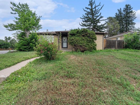 588 Empire Street, Aurora CO 80010