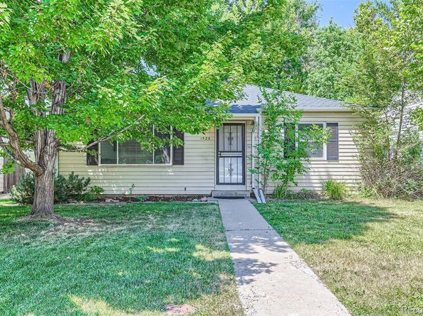 1525 S Bellaire Street, Denver CO 80222