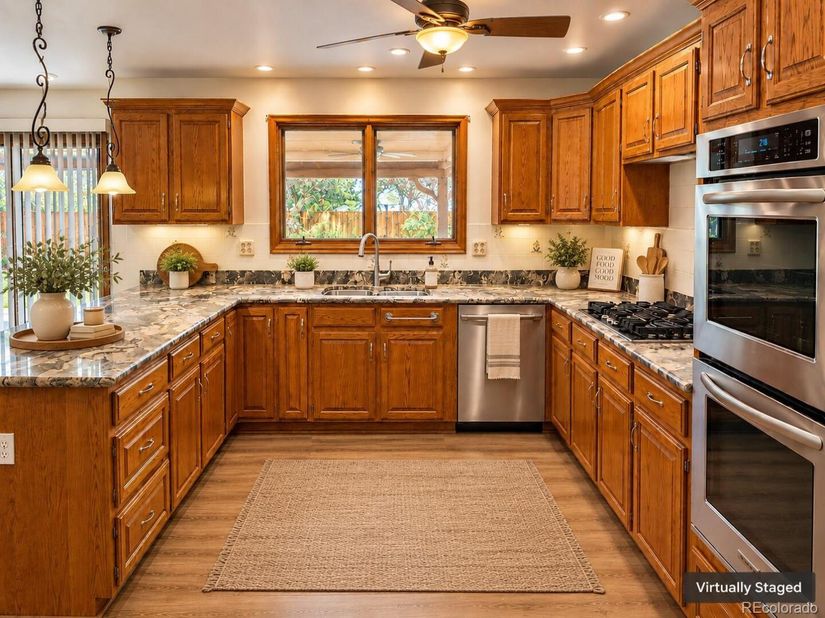15956 E Crestridge Circle, Centennial CO 80015