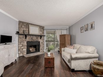 1863 S Pitkin Circle