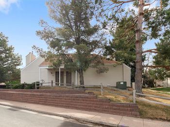 2622 S Xanadu Way