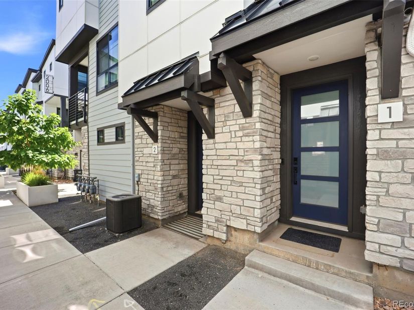 2004 S Holly Street 1, Denver CO 80222