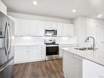 485 Interlocken Boulevard