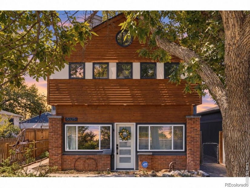 5325 S Crocker Street, Littleton CO 80120