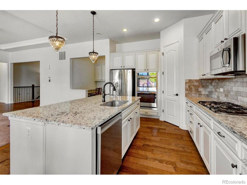 5373 Retreat Circle, Longmont CO 80503