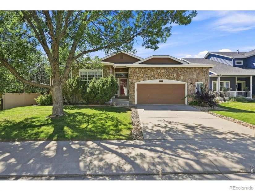 1715 Whitehall Drive, Longmont CO 80504