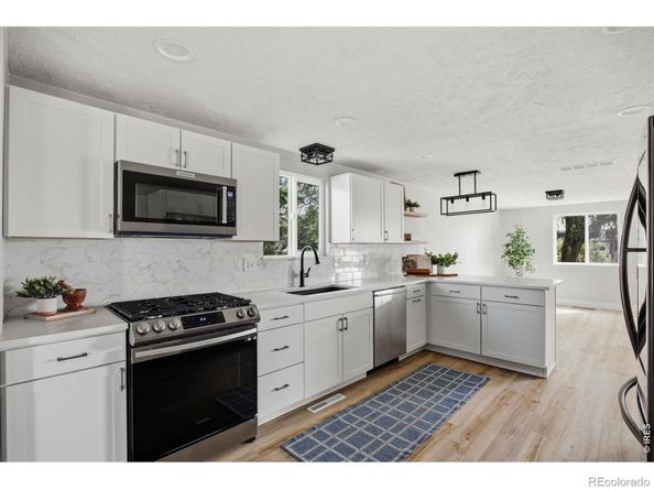829 Independence Drive, Longmont CO 80504