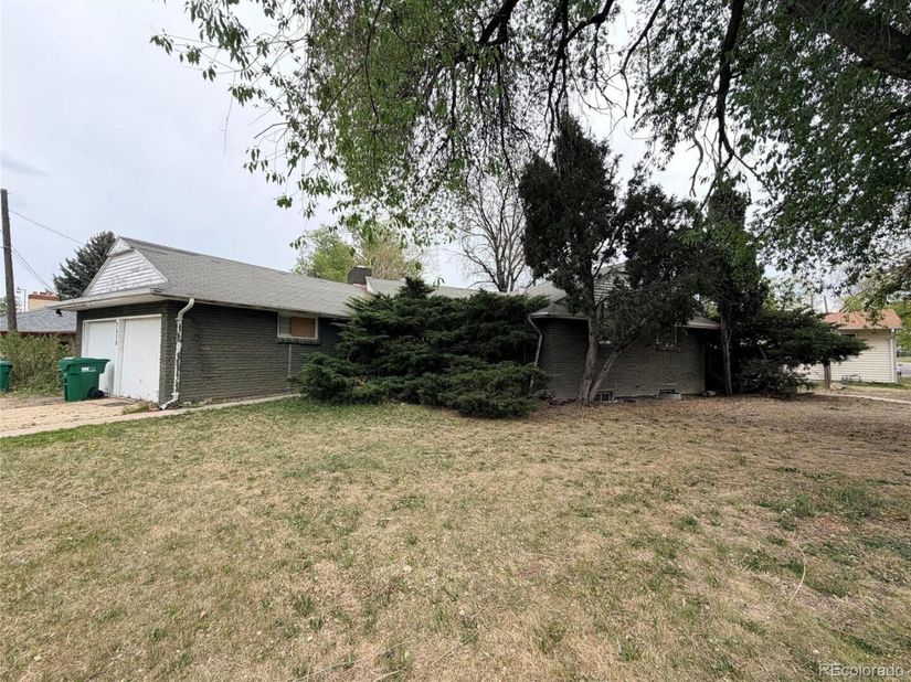 7570 Pikeview Court, Lakewood CO 80214