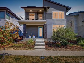 1365 W 67th Place
