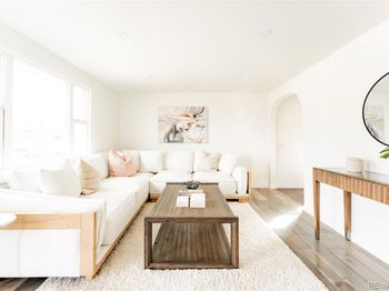 135 S Raleigh Street