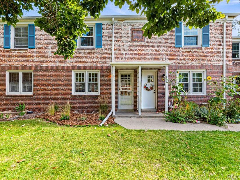 1254 Krameria Street, Denver CO 80220