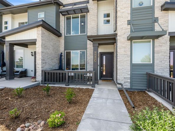 9042 Gladiola Way C, Arvada CO 80005