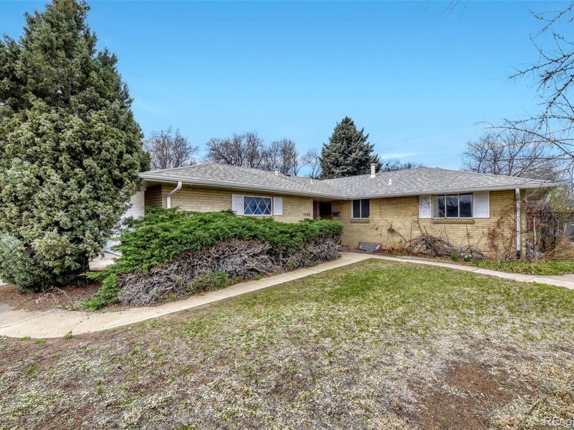 5340 W Bayaud Avenue, Lakewood CO 80226