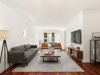 200 Central Park S
