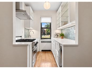4445 Post Road