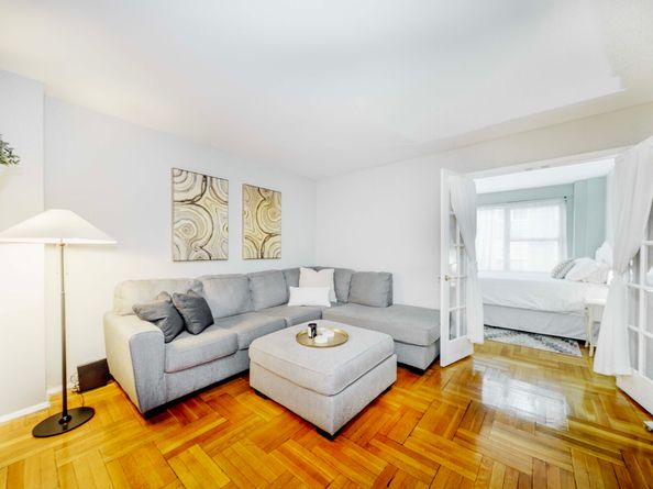 420 East 55th Street 9L, New York NY 10022