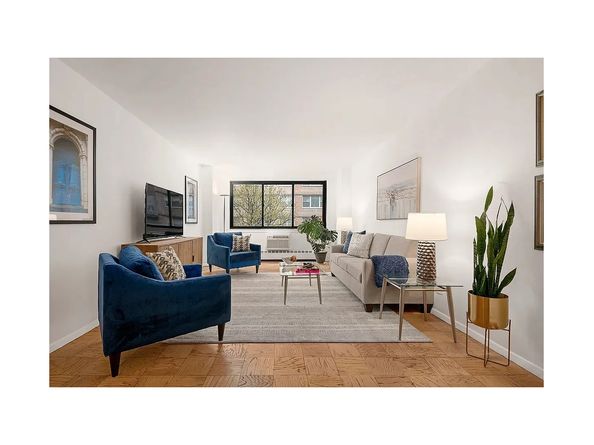 16 West 16th Street 2AS, New York NY 10011