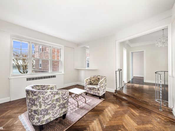 160 Cabrini Boulevard 10, New York NY 10033