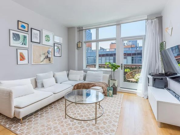 2-26 50th Avenue 11B, Queens NY 11101