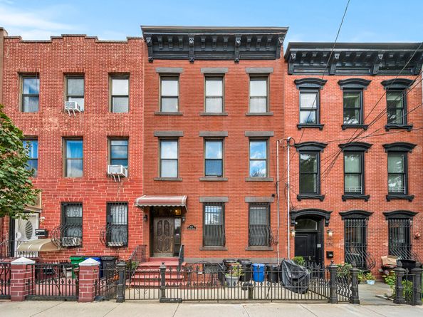517 Clinton Street, Brooklyn NY 11231