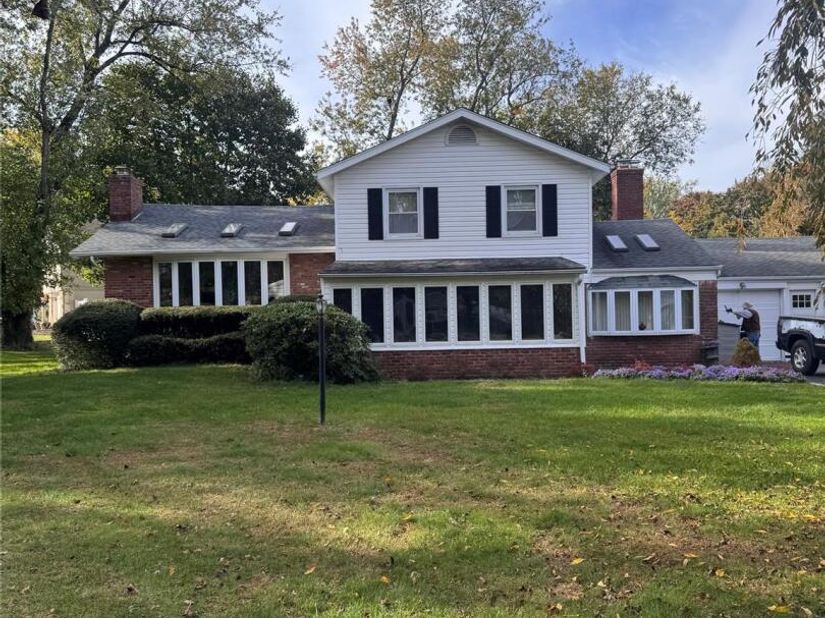 1 Dolphin Lane, Northport NY 11768