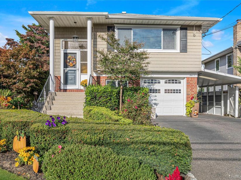 1 Glenwood Avenue A, Lynbrook NY 11563