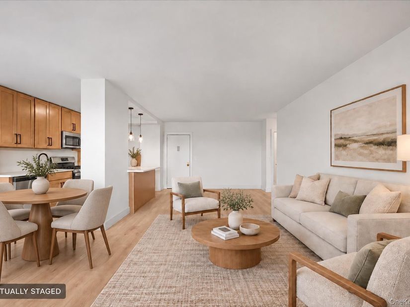 880 Boynton Avenue 1E, Bronx NY 10473
