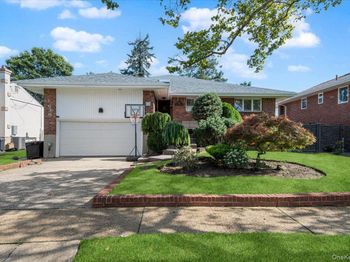 636 Diane Place