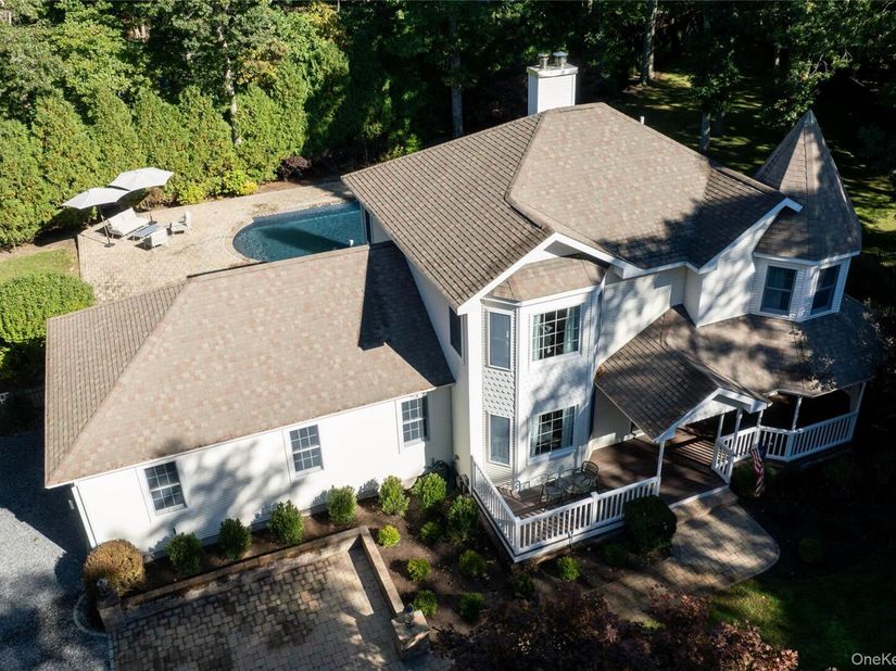 11 Country Estates Road, Westhampton NY 11977