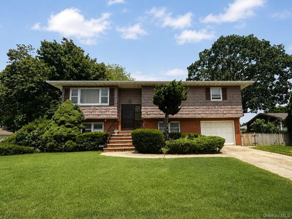 344 47th Street, Lindenhurst NY 11757