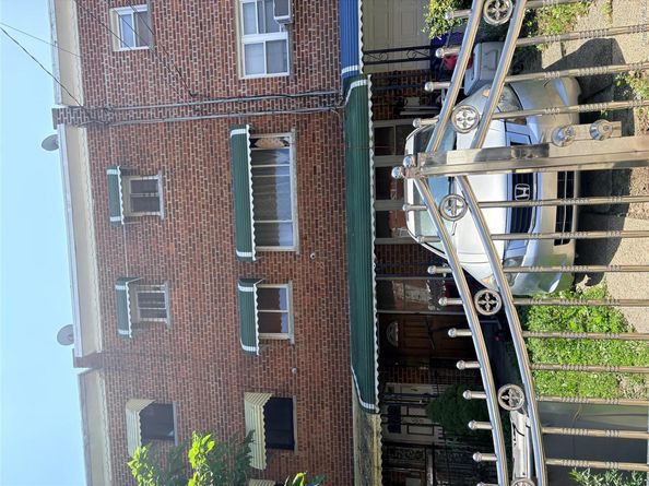 445 Effingham Avenue, Bronx NY 10473