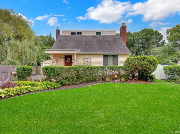 96 Chenango Drive, Bay Shore NY 11706