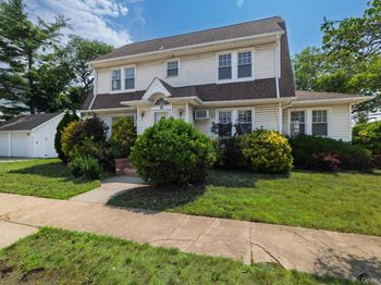 59 Hampton Road