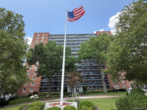 97-07 63 Road 1G, Rego Park NY 11374