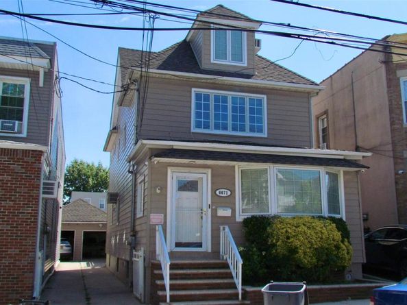 66-71 74th Street, Middle Village NY 11379