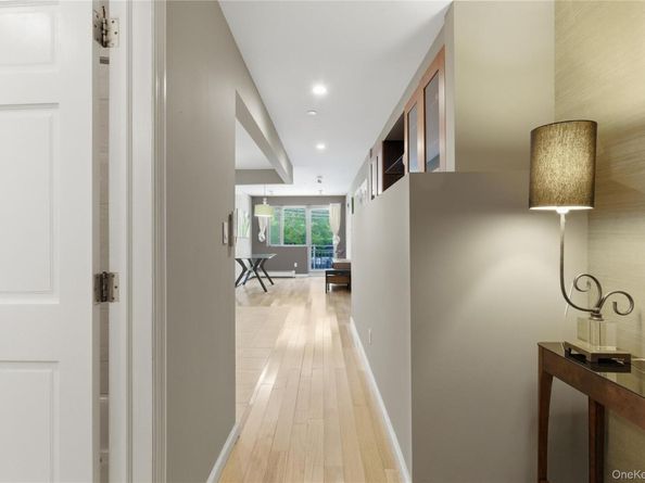 14328 41st Avenue 2D, Flushing NY 11355