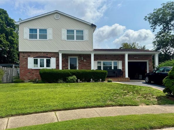 49 Avis Drive, Holbrook NY 11741