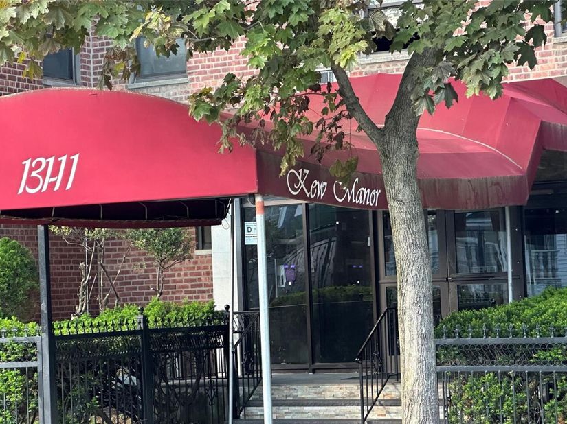 13111 Kew Gardens Road 1D, Richmond Hill NY 11418