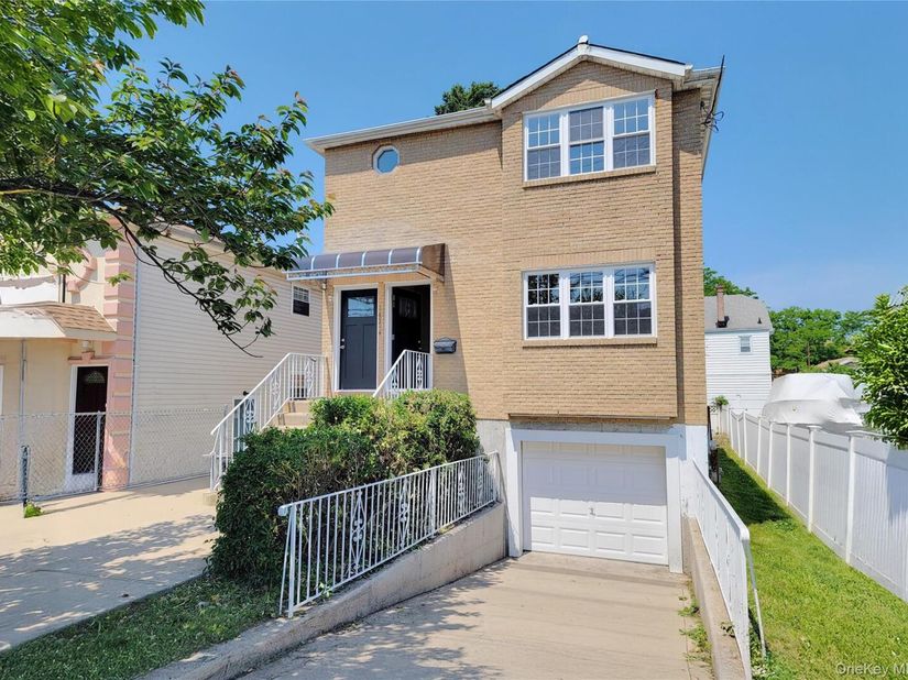 14514 226th Street, Springfield Gardens NY 11413