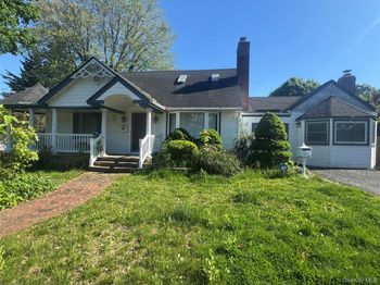 7 Dawes Avenue