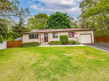 9 Beach Avenue
