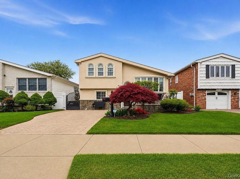 159-27 90th Street, Howard Beach NY 11414